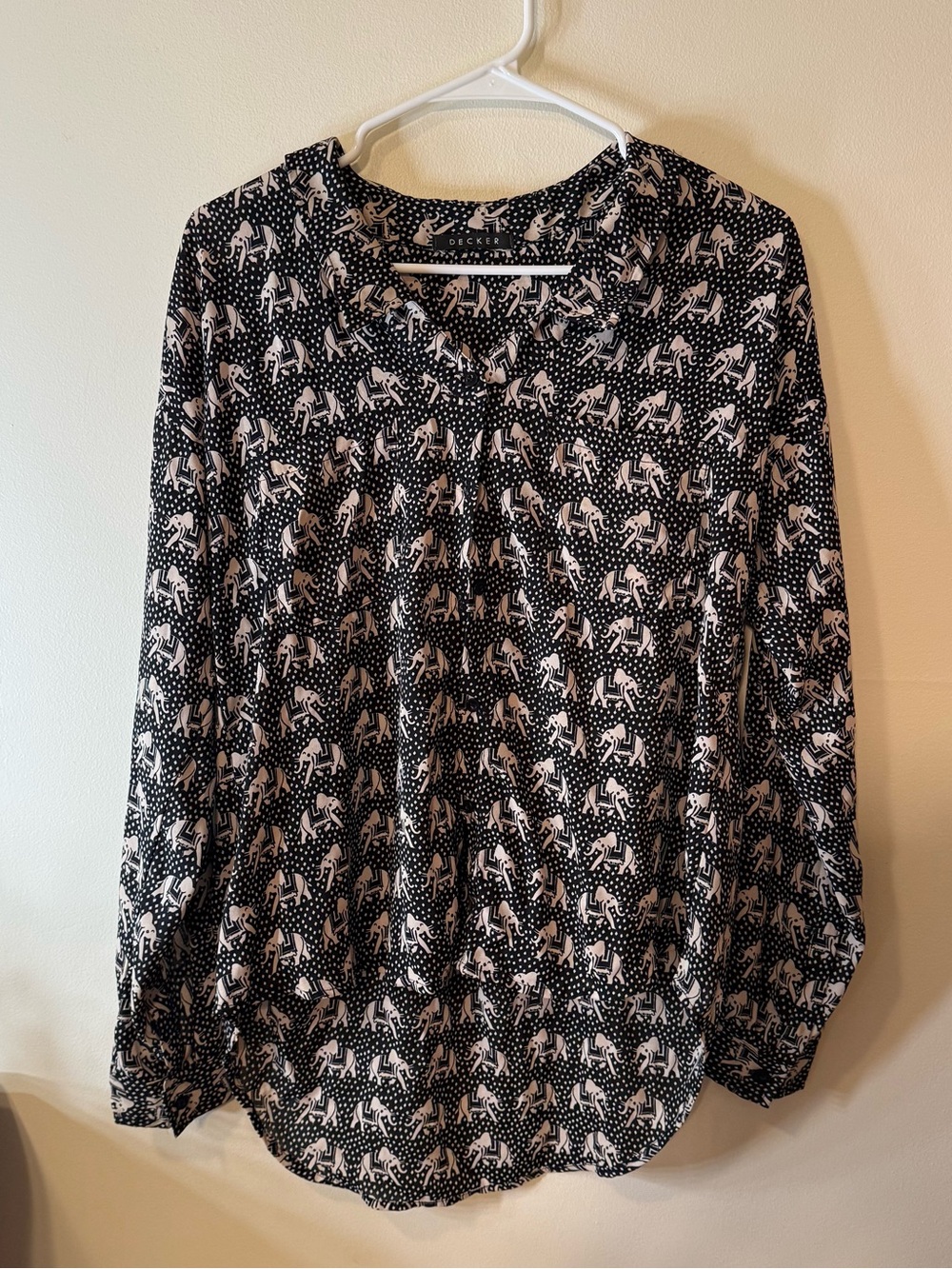 Black & Cream Printed Long-Sleeve Blouse